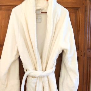 Luxury Fretted Bathrobe
